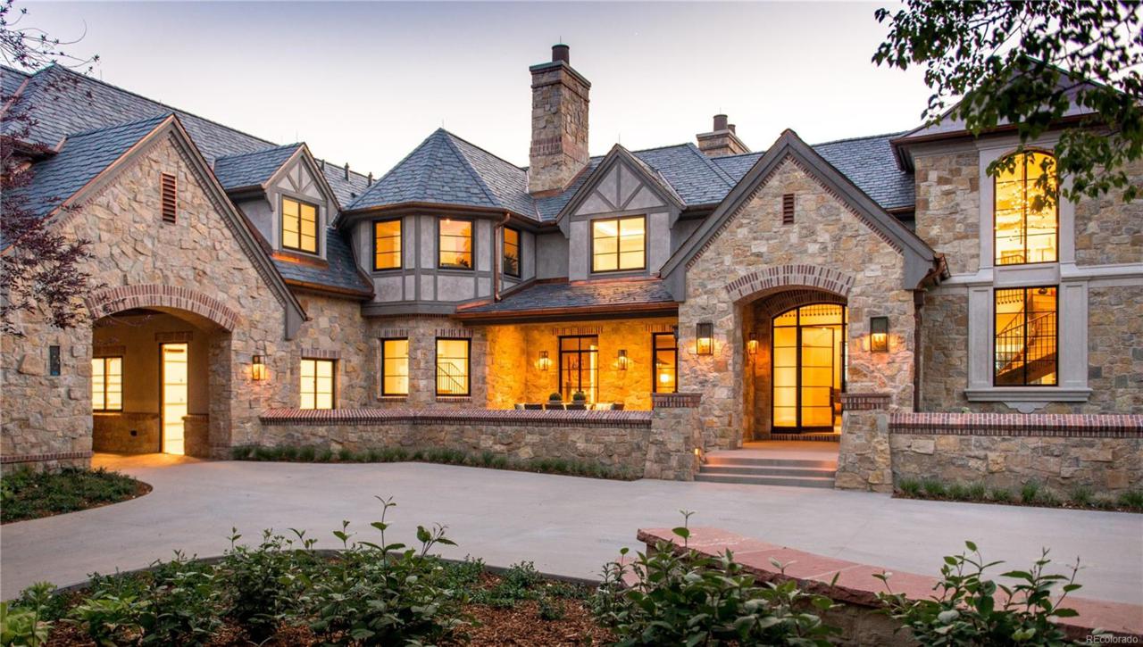 10 Cherry Hills Park Drive - Photo 1