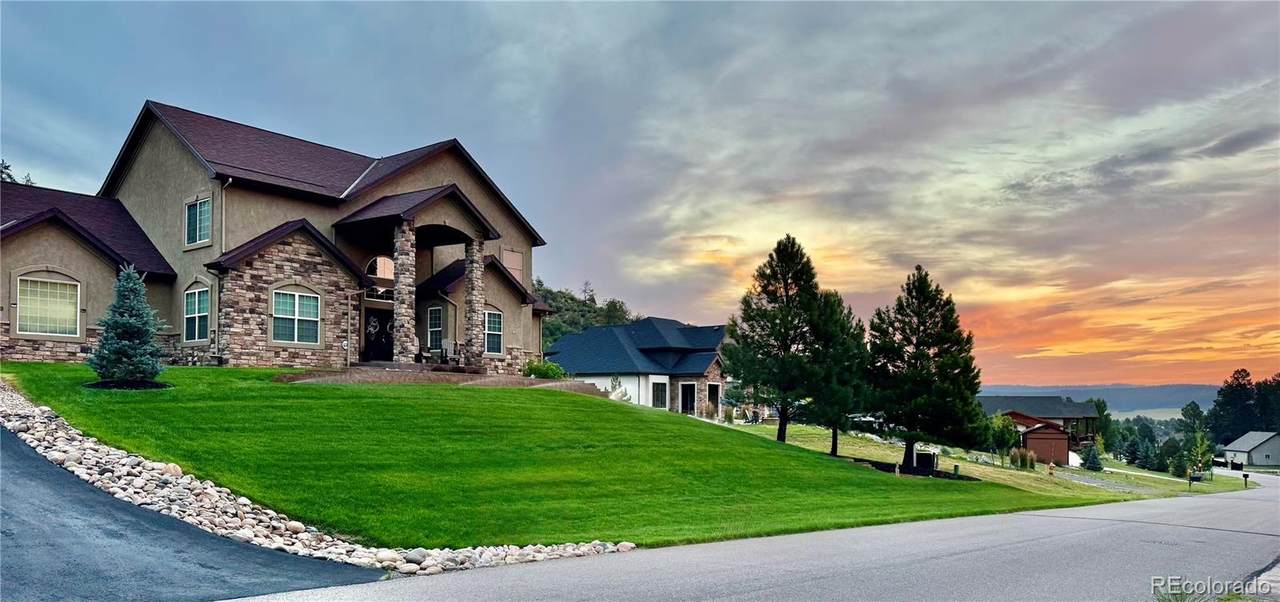 4619 Mohawk Drive - Photo 1