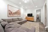 2037 Hooker Street - Photo 25