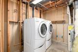 6879 Roslyn Circle - Photo 33