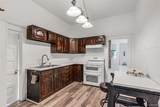 710 Woodlawn - Photo 10