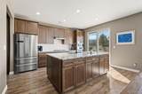 25084 Pinewood Place - Photo 14