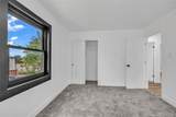 2731 Roosevelt Avenue - Photo 18