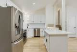 301 Newland Street - Photo 10