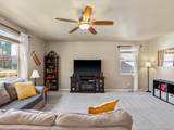 2083 Shadow Rider Circle - Photo 17