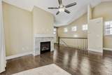 549 Hoyt Lane - Photo 8