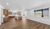 16193 Amaryllis Avenue - Photo 8