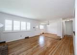 1118 Chambers Drive - Photo 3