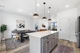 2048 Holly Street - Photo 9
