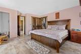 5010 Oak Grove Circle - Photo 14