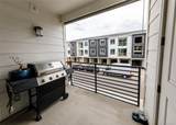 6153 Ceylon Street - Photo 43
