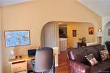 3040 Roslyn Street - Photo 18