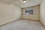 131 Golden Court - Photo 32