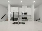 2060 Holly Street - Photo 7