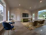 1911 Lone Pine Way - Photo 15