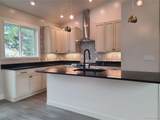 1911 Lone Pine Way - Photo 19