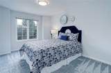 928 Northern Way - Photo 30