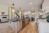 6904 Sprucedale Parkway - Photo 10