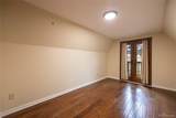 21959 Grandview Avenue - Photo 32