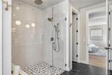 1109 Clayton Street - Photo 21