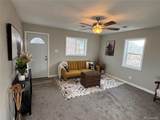911 Elm Avenue - Photo 3