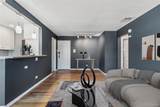 525 Jackson Street - Photo 2
