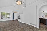 2024 Sandhurst Drive - Photo 9