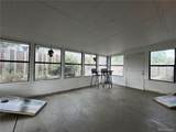 905 Hallam Avenue - Photo 10