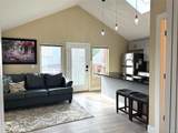 3042 Vine Street - Photo 19