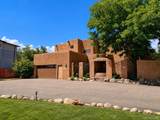 945 Oxford Lane - Photo 1