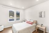 585 Railroad Street - Photo 11