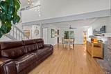 8060 Meadowdale Square - Photo 11