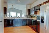 684 Finch Drive - Photo 15