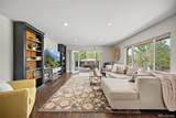 208 Oak Place - Photo 4
