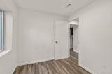 22803 Progress Avenue - Photo 43