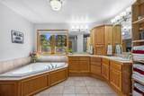 1325 Embassy Court - Photo 23