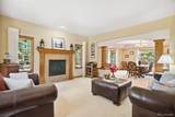 1325 Embassy Court - Photo 10
