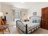 208 Howe Court - Photo 30