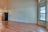 864 London Green Way - Photo 4