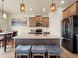 822 Settlers Drive - Photo 12