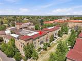 220 Roslyn Street - Photo 32