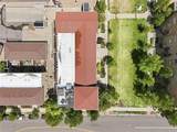 220 Roslyn Street - Photo 39