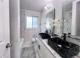 555 Everett Street - Photo 11