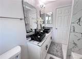 555 Everett Street - Photo 12
