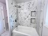 555 Everett Street - Photo 13