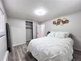 555 Everett Street - Photo 14