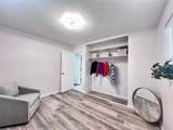 555 Everett Street - Photo 18