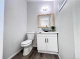 555 Everett Street - Photo 21