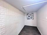 555 Everett Street - Photo 27