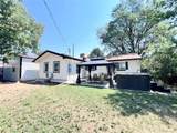 555 Everett Street - Photo 32